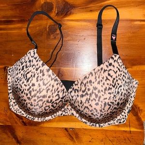 Victoria secret 34 DD bra